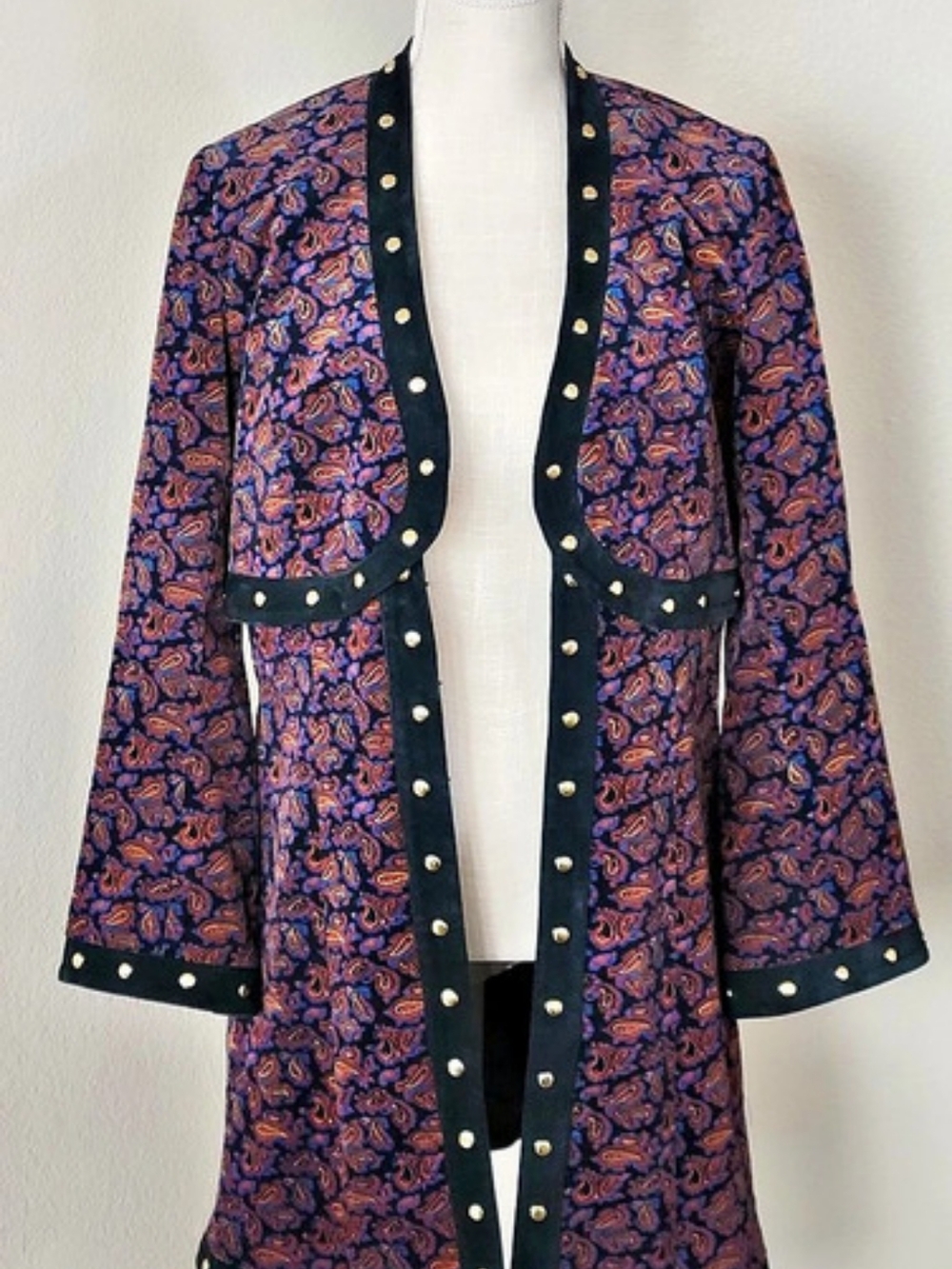 Vintage Suzanne Somers 2-in-1 Convertible Velvet Paisley Studded Jacket Size 6